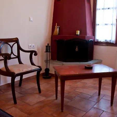 Niki House